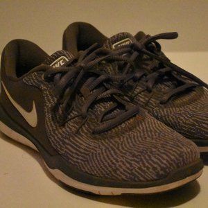 Nike Flex Supreme TR6 Woman's Running Shoes (909014-019)